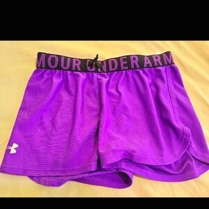 Under Armour Shorts Women's Size XSP  Heat Gear Running Performance YLG/JG/G